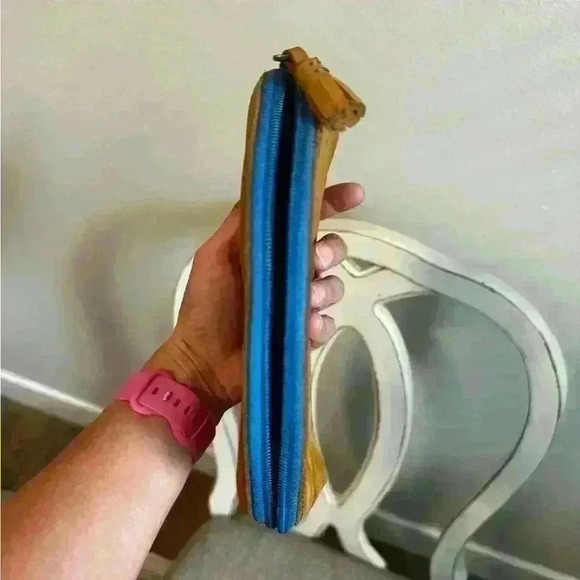 Nena & Co Mexico Collection Leather Dome Clutch - Picture 6 of 7